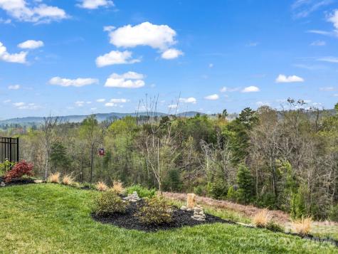 255 Fox Cove Road Hendersonville NC 28792