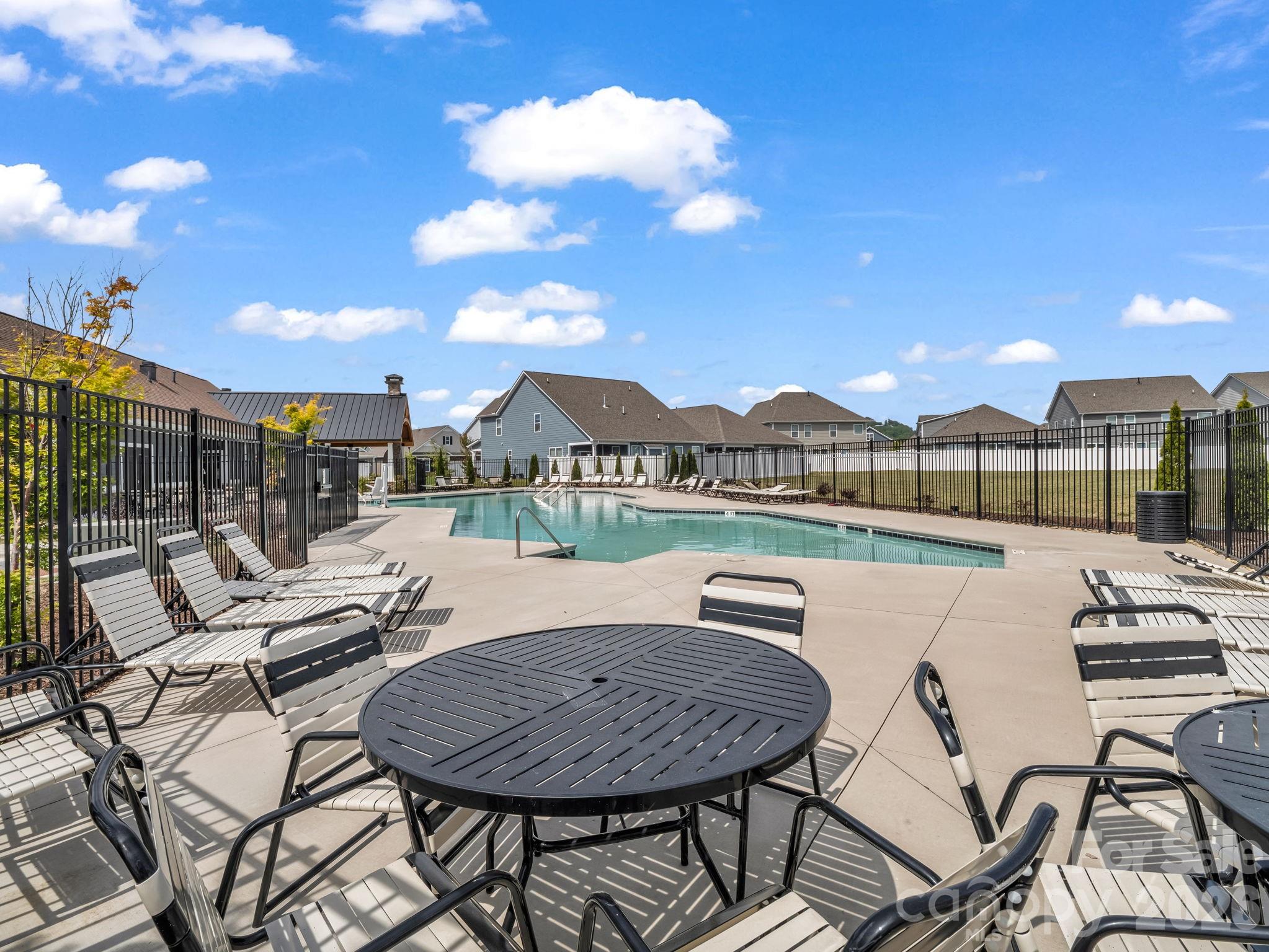 255 Fox Cove Road Hendersonville NC 28792