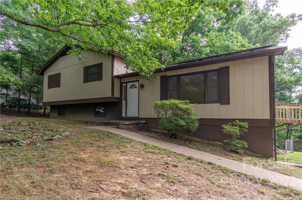 1017 Mountain Drive Candler NC 28715