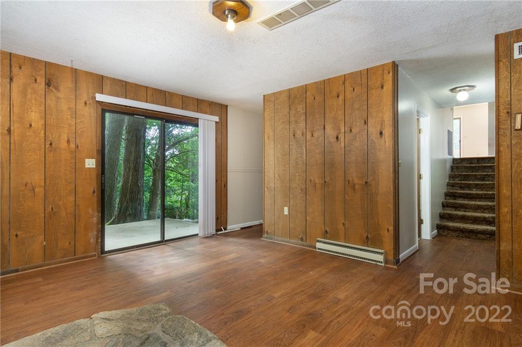 1017 Mountain Drive Candler NC 28715
