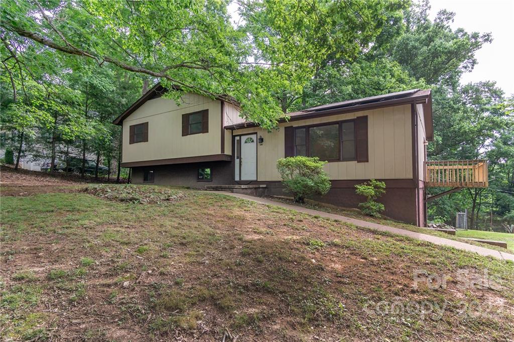 1017 Mountain Drive Candler NC 28715