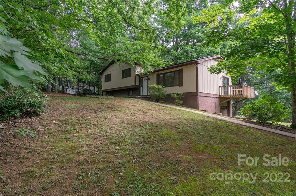 1017 Mountain Drive Candler NC 28715