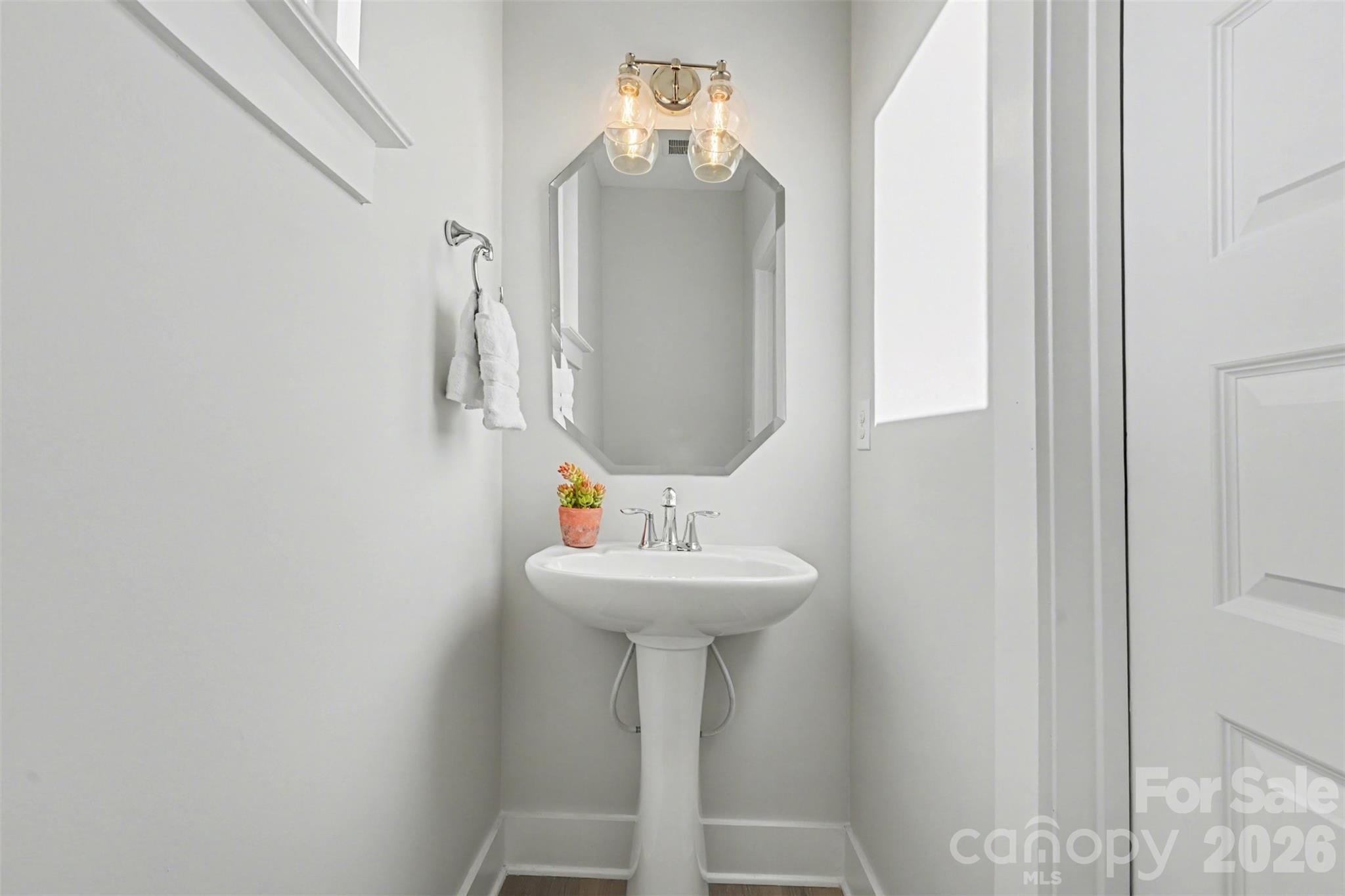2128 Electric Lane Charlotte NC 28205
