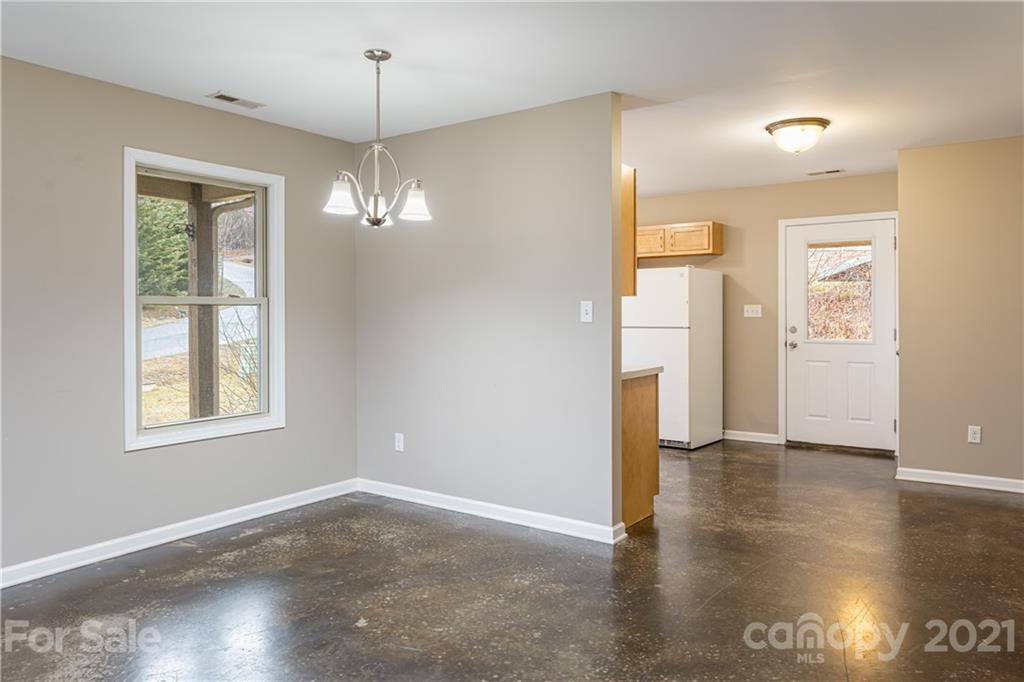 36 Compass Park Drive Weaverville NC 28787