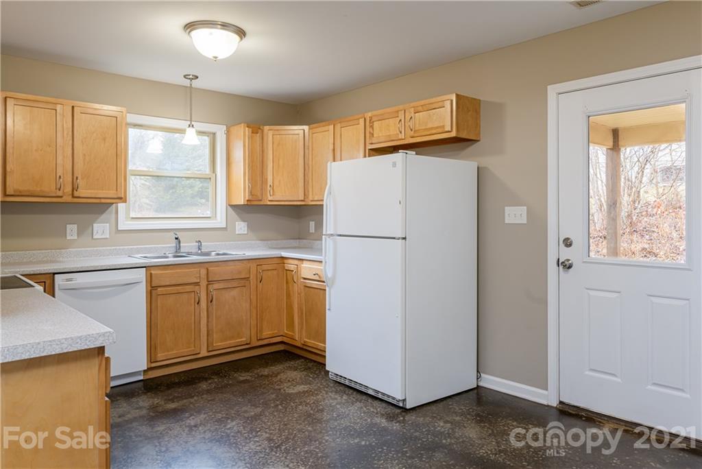 36 Compass Park Drive Weaverville NC 28787