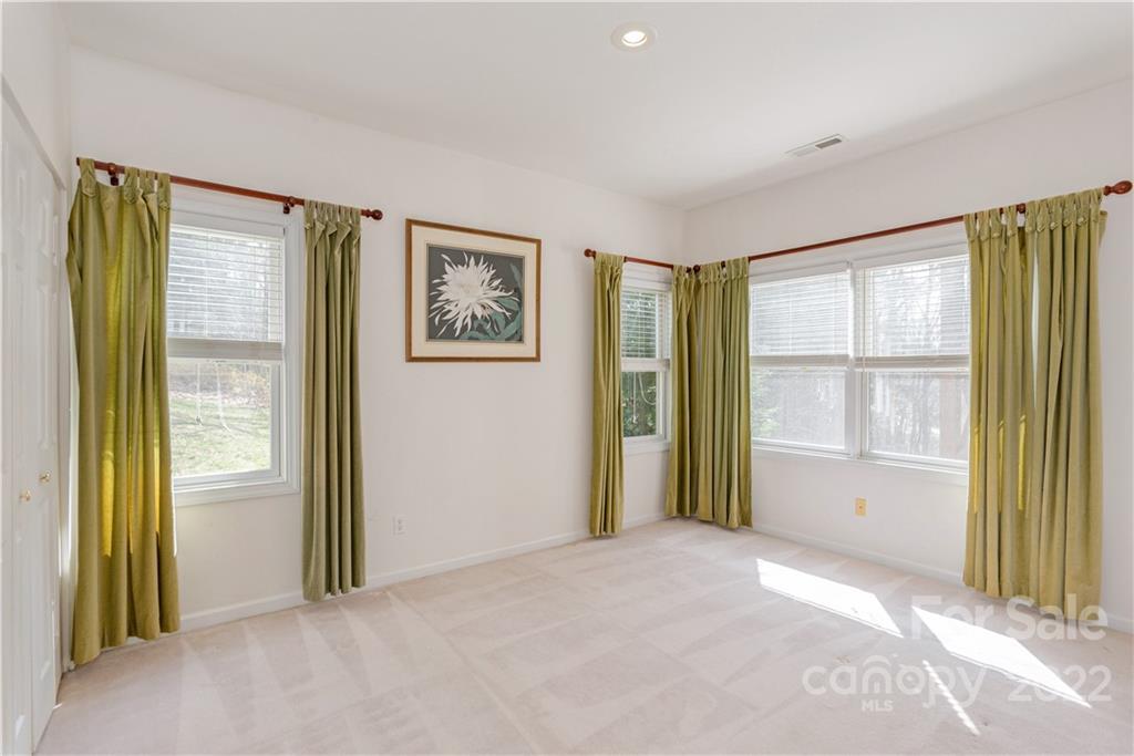 1 Crescent Court Weaverville NC 28787