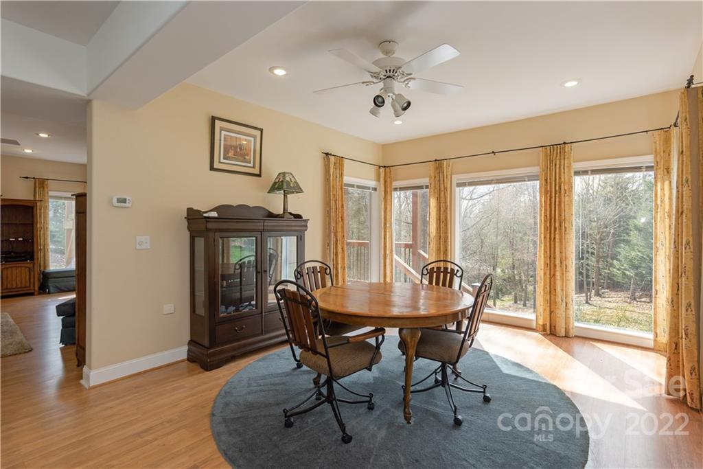 1 Crescent Court Weaverville NC 28787