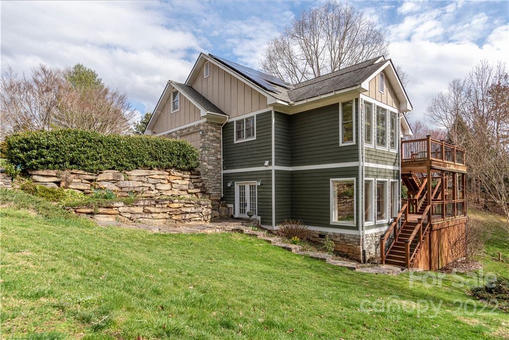 1 Crescent Court Weaverville NC 28787