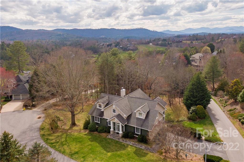 1 Crescent Court Weaverville NC 28787