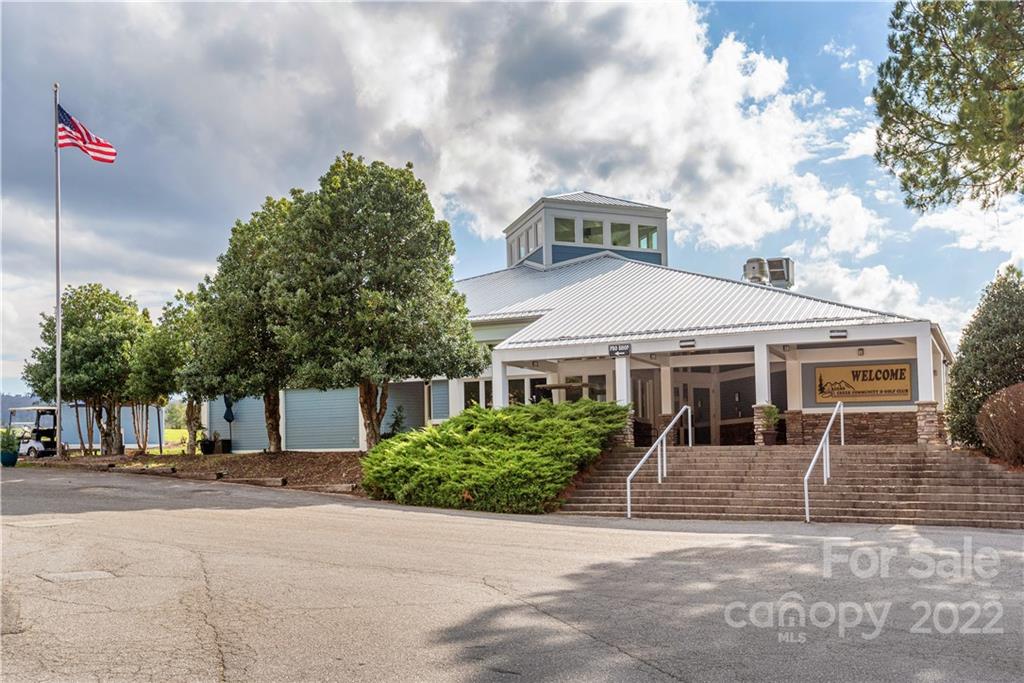 1 Crescent Court Weaverville NC 28787