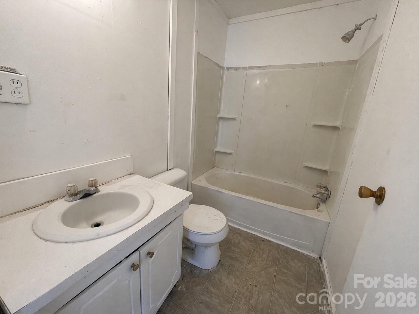 51 Robinson Street Waynesville NC 28786