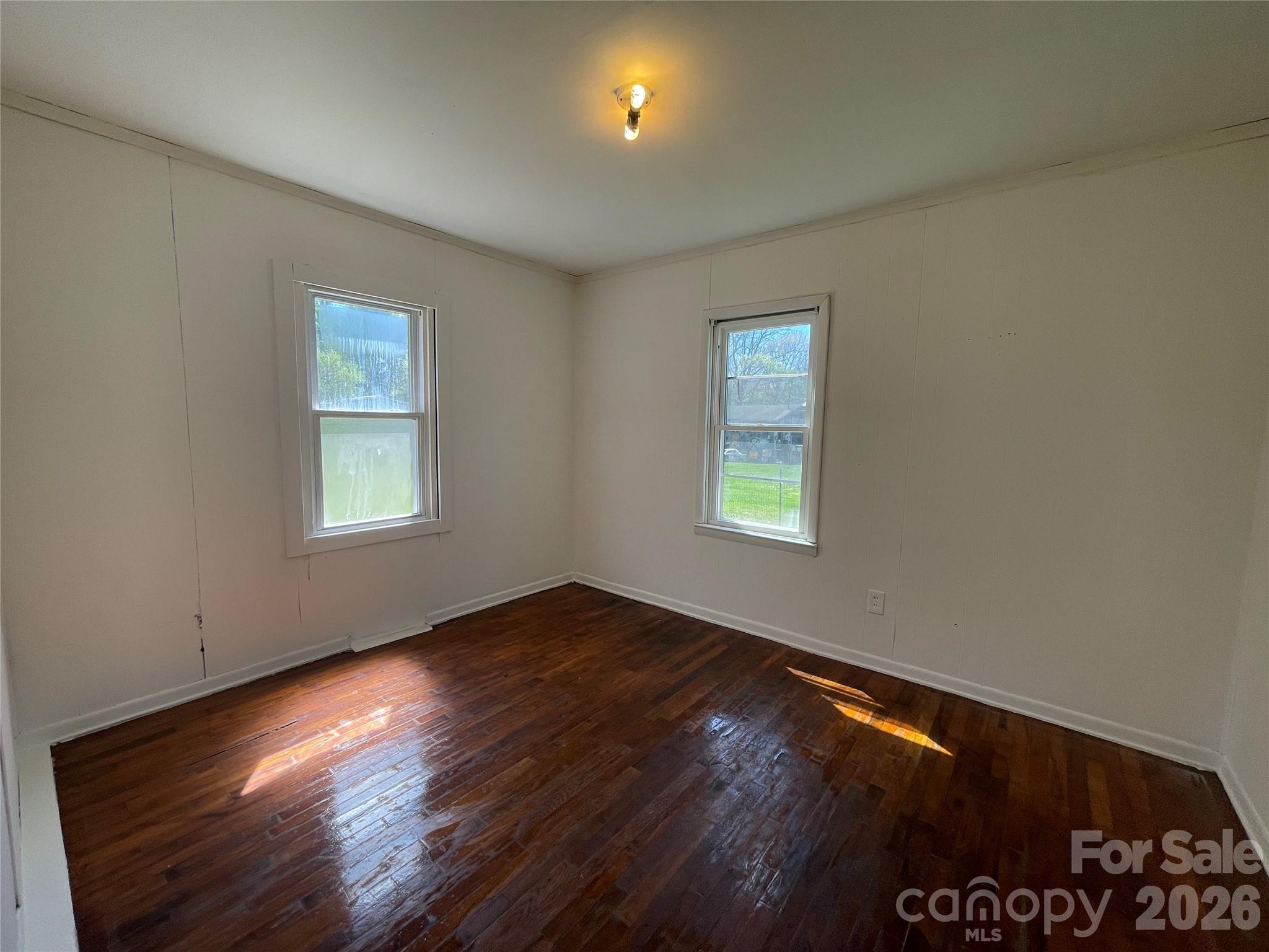 51 Robinson Street Waynesville NC 28786