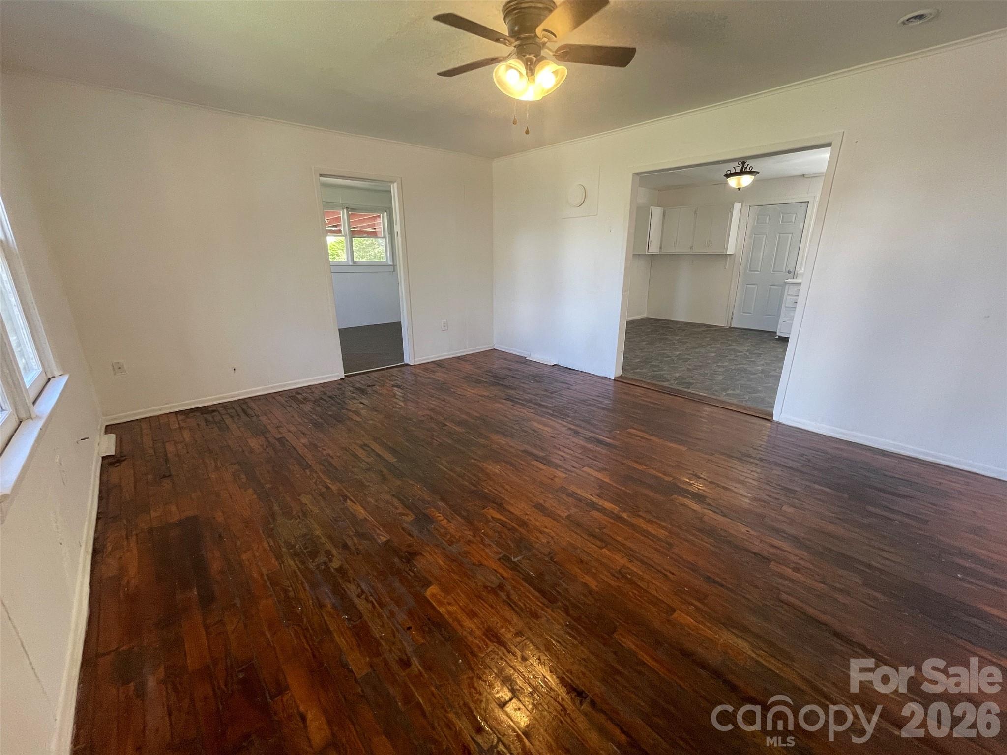 51 Robinson Street Waynesville NC 28786