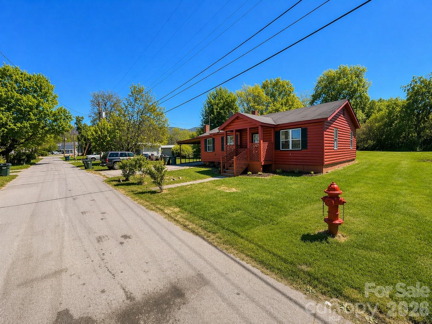 51 Robinson Street Waynesville NC 28786