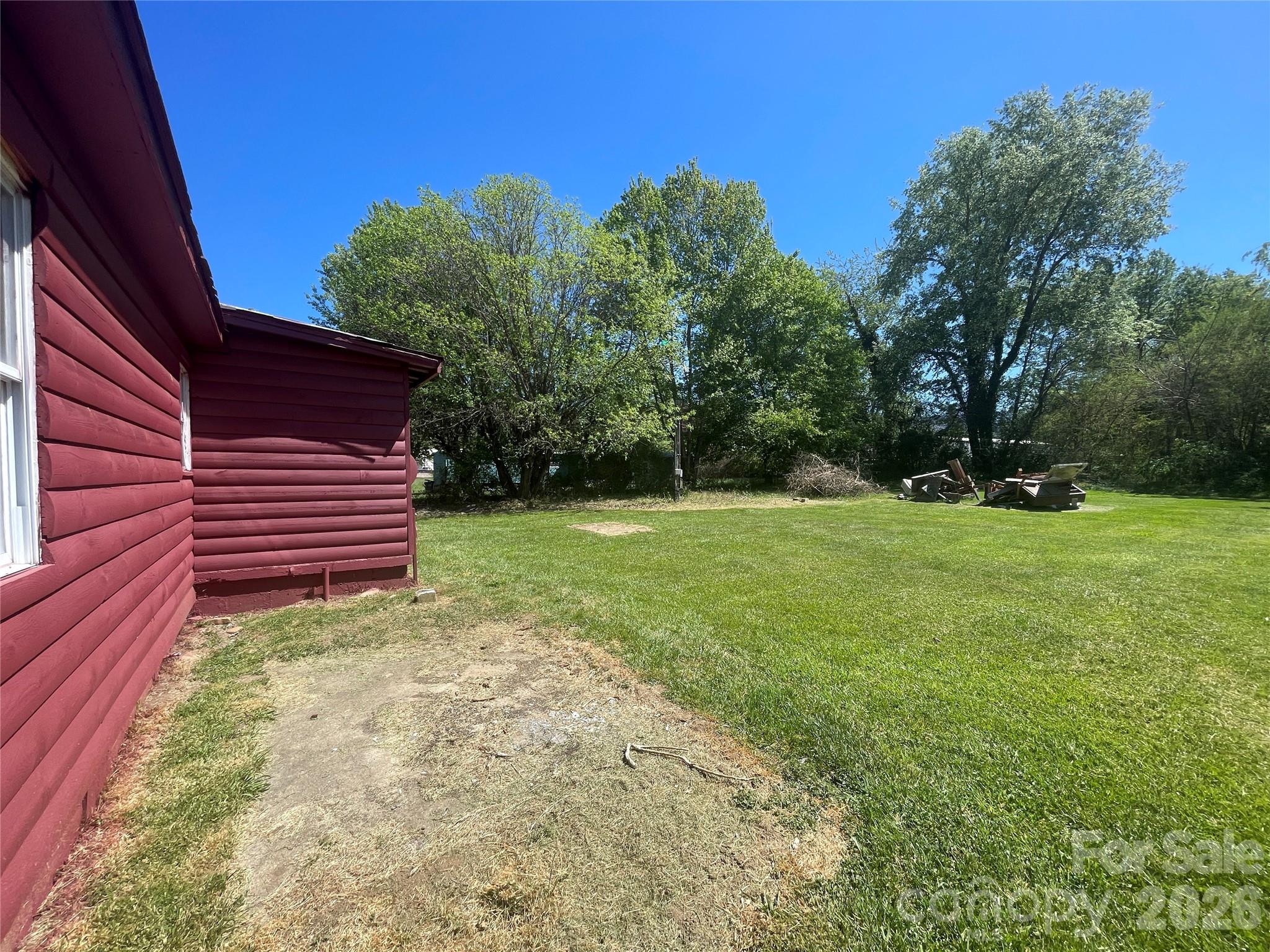 51 Robinson Street Waynesville NC 28786