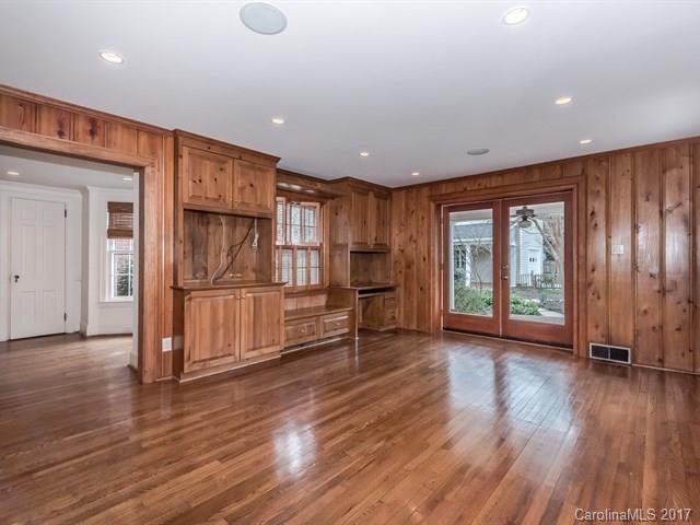 2518 Roswell Avenue Charlotte NC 28209