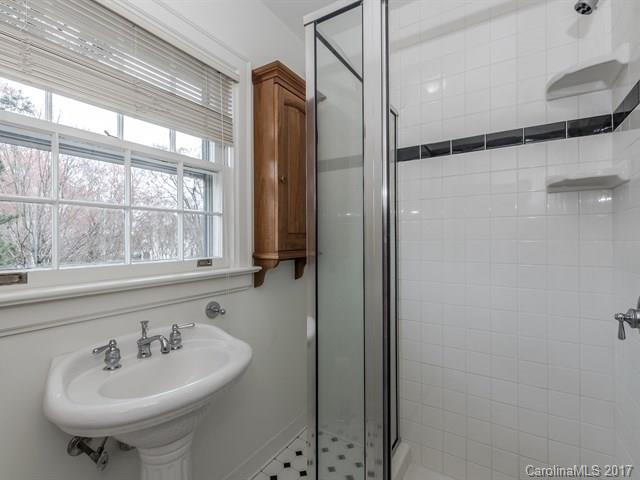 2518 Roswell Avenue Charlotte NC 28209