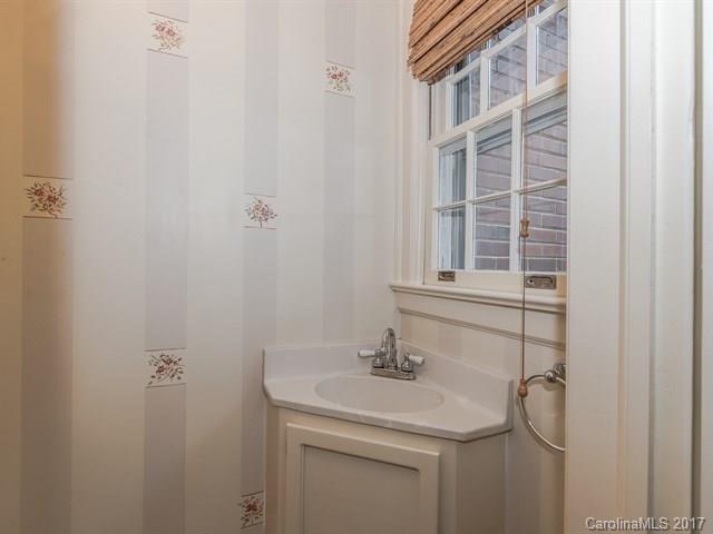 2518 Roswell Avenue Charlotte NC 28209