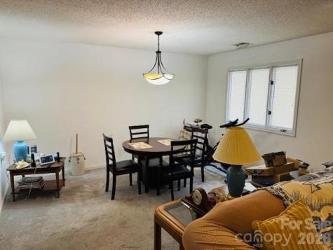 200 Dartcrest Drive Hendersonville NC 28792