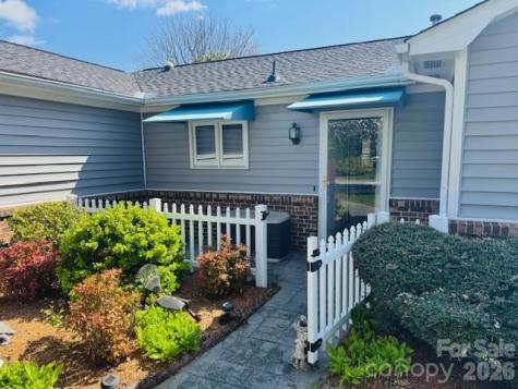 200 Dartcrest Drive Hendersonville NC 28792
