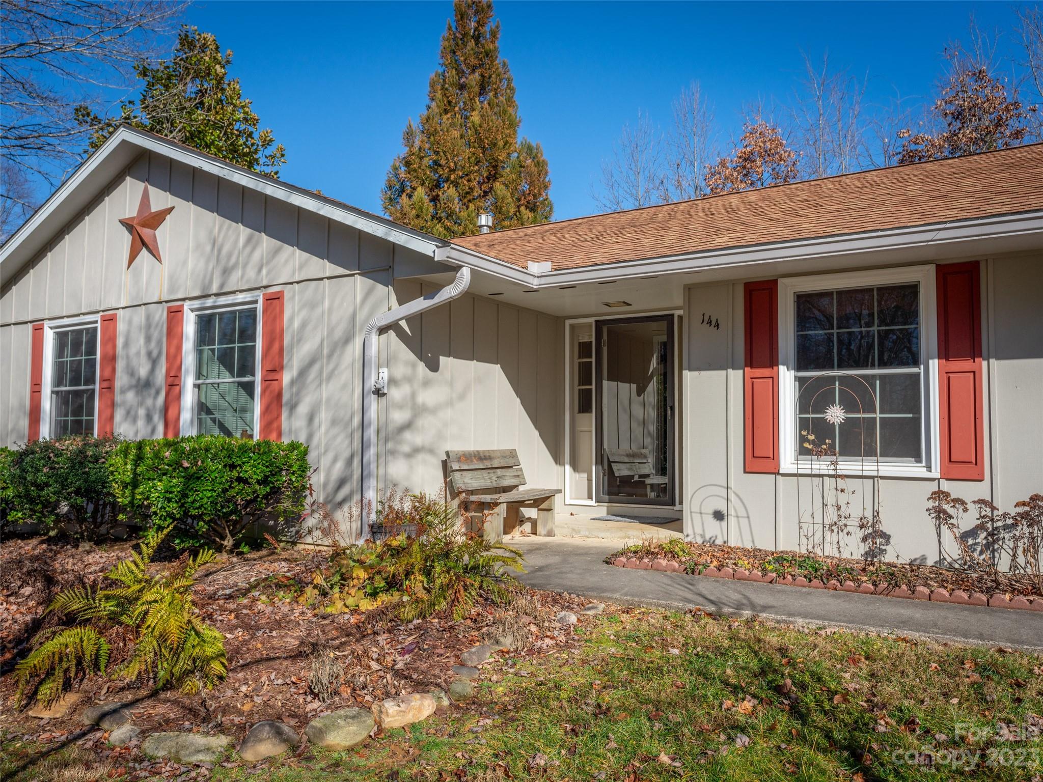 144 Dogwood Drive Brevard NC 28712