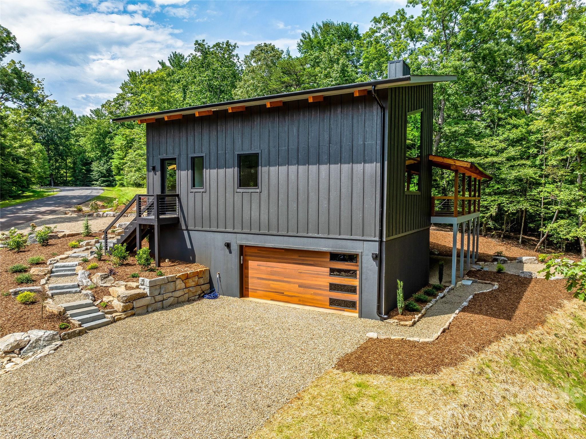 1180 West Lake Road Marion NC 28752