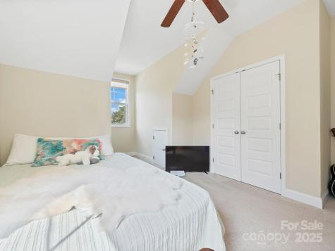 18 Greenwood Fields Drive Asheville NC 28804
