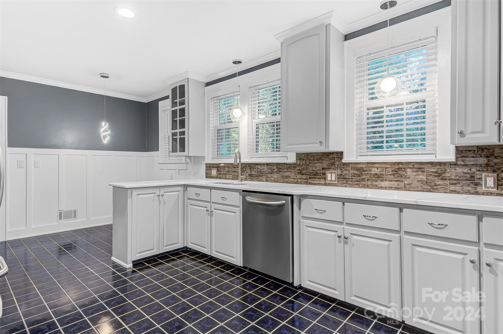 7 Forest Avenue Granite Falls NC 28630
