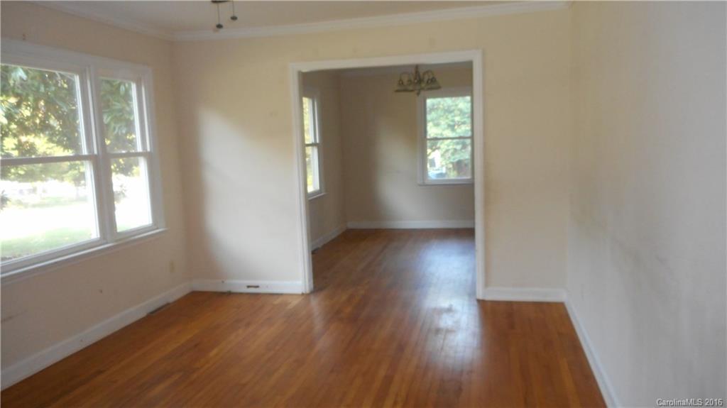 2737 E Long Avenue Gastonia NC 28054
