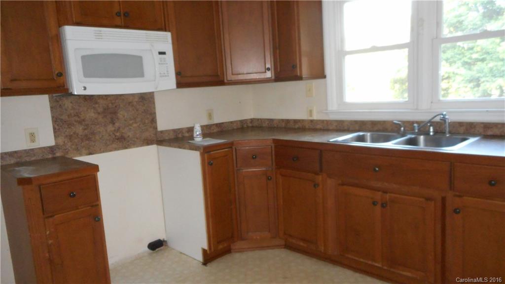 2737 E Long Avenue Gastonia NC 28054
