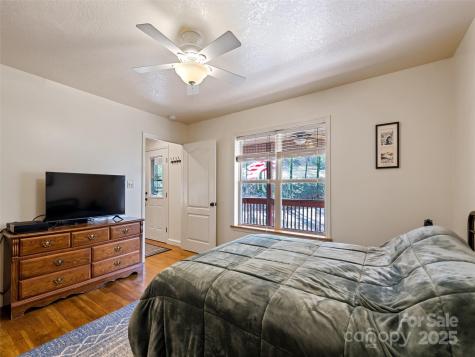 3975 Mountain Creek Road Robbinsville NC 28771