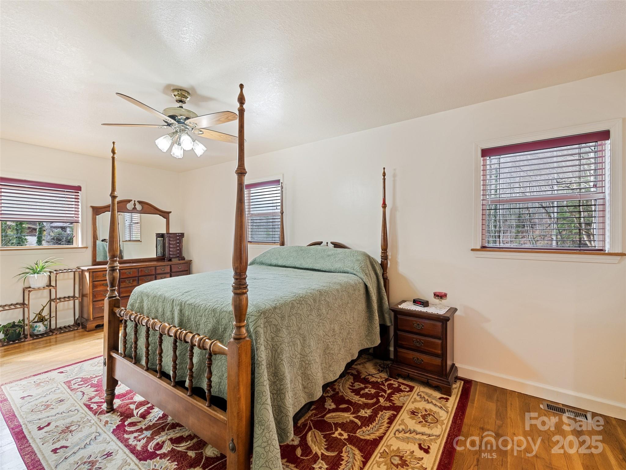 3975 Mountain Creek Road Robbinsville NC 28771