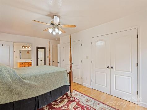 3975 Mountain Creek Road Robbinsville NC 28771