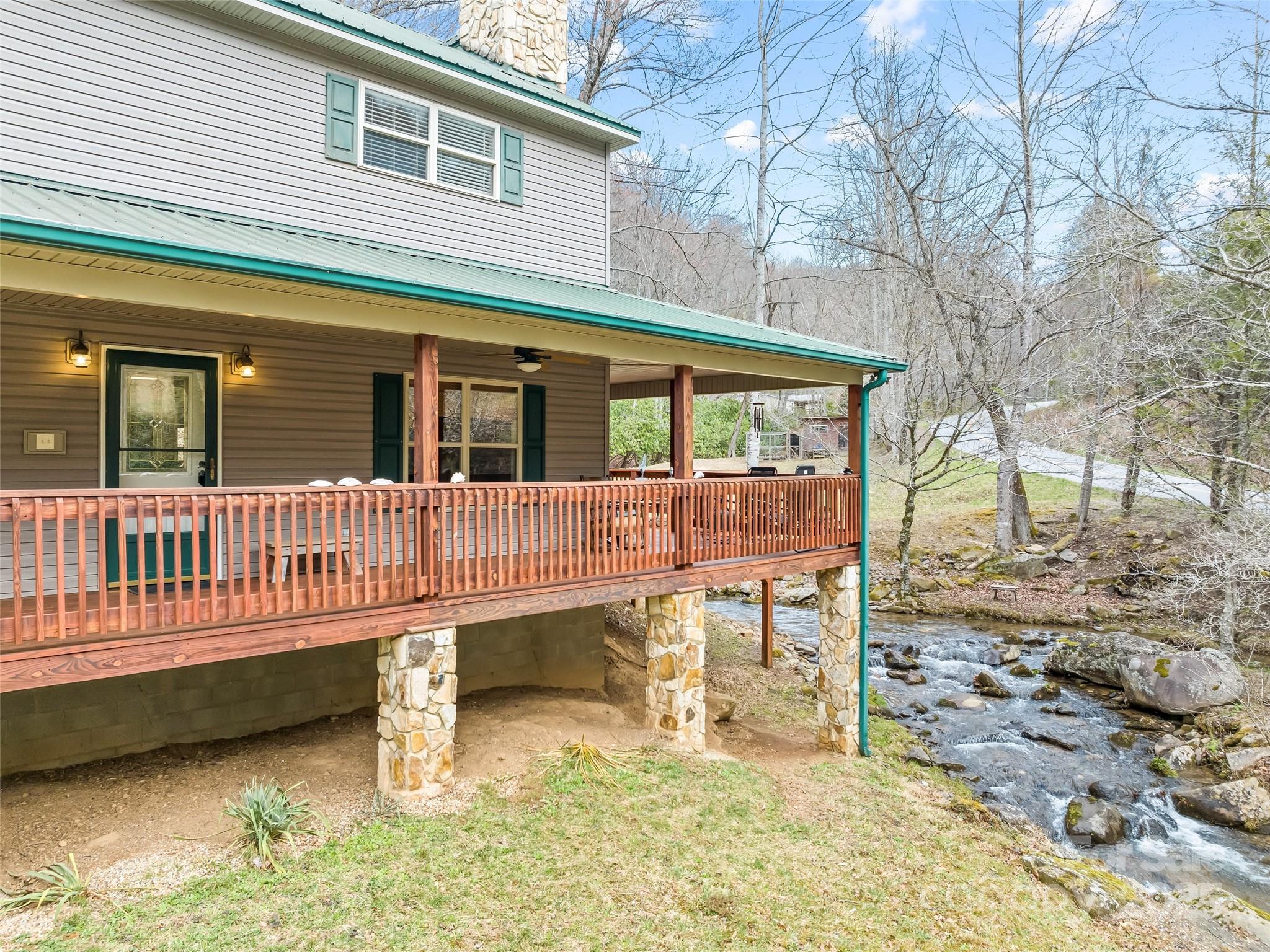 3975 Mountain Creek Road Robbinsville NC 28771