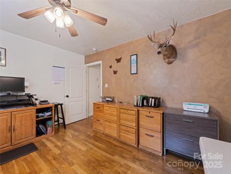 3975 Mountain Creek Road Robbinsville NC 28771