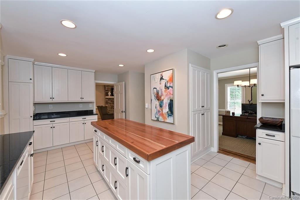 6014 Sharon Hills Road Charlotte NC 28210