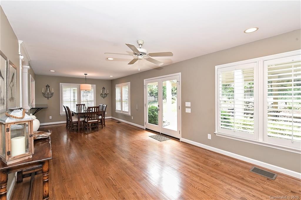 6014 Sharon Hills Road Charlotte NC 28210