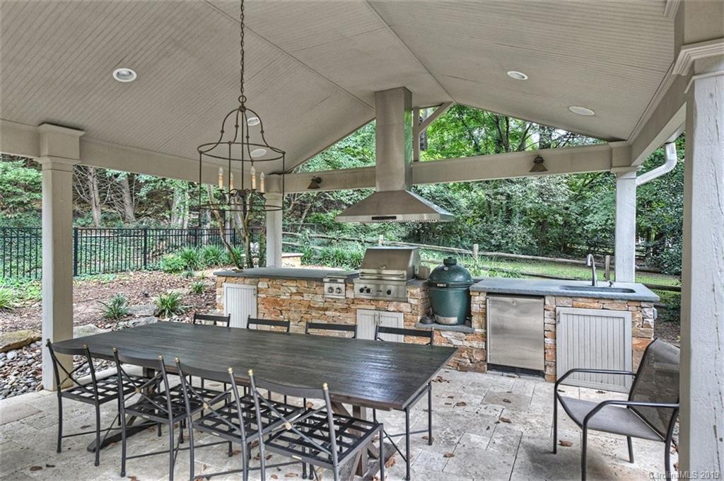 6014 Sharon Hills Road Charlotte NC 28210