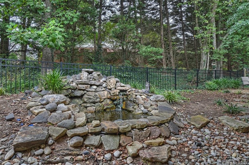 6014 Sharon Hills Road Charlotte NC 28210