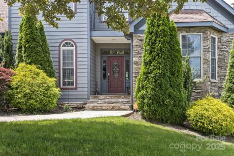 33 Stone House Road Arden NC 28704