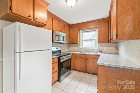 104 Willetta Drive Charlotte NC 28217