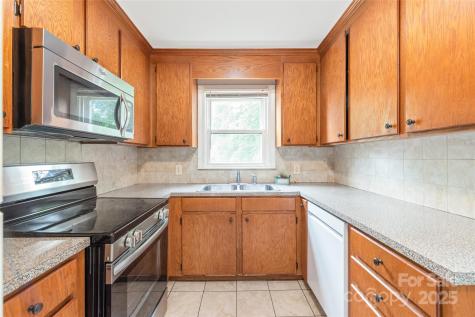 104 Willetta Drive Charlotte NC 28217