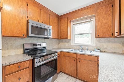 104 Willetta Drive Charlotte NC 28217