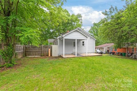 104 Willetta Drive Charlotte NC 28217