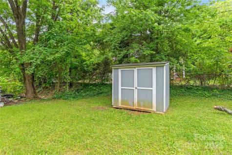 104 Willetta Drive Charlotte NC 28217