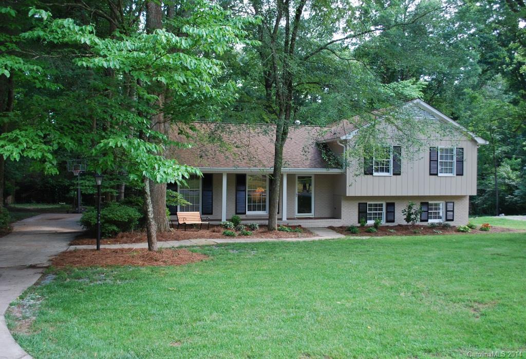 6208 Rocky Falls Road Charlotte NC 28211
