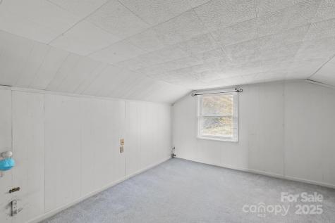 4541 Hartland Road Lenoir NC 28645