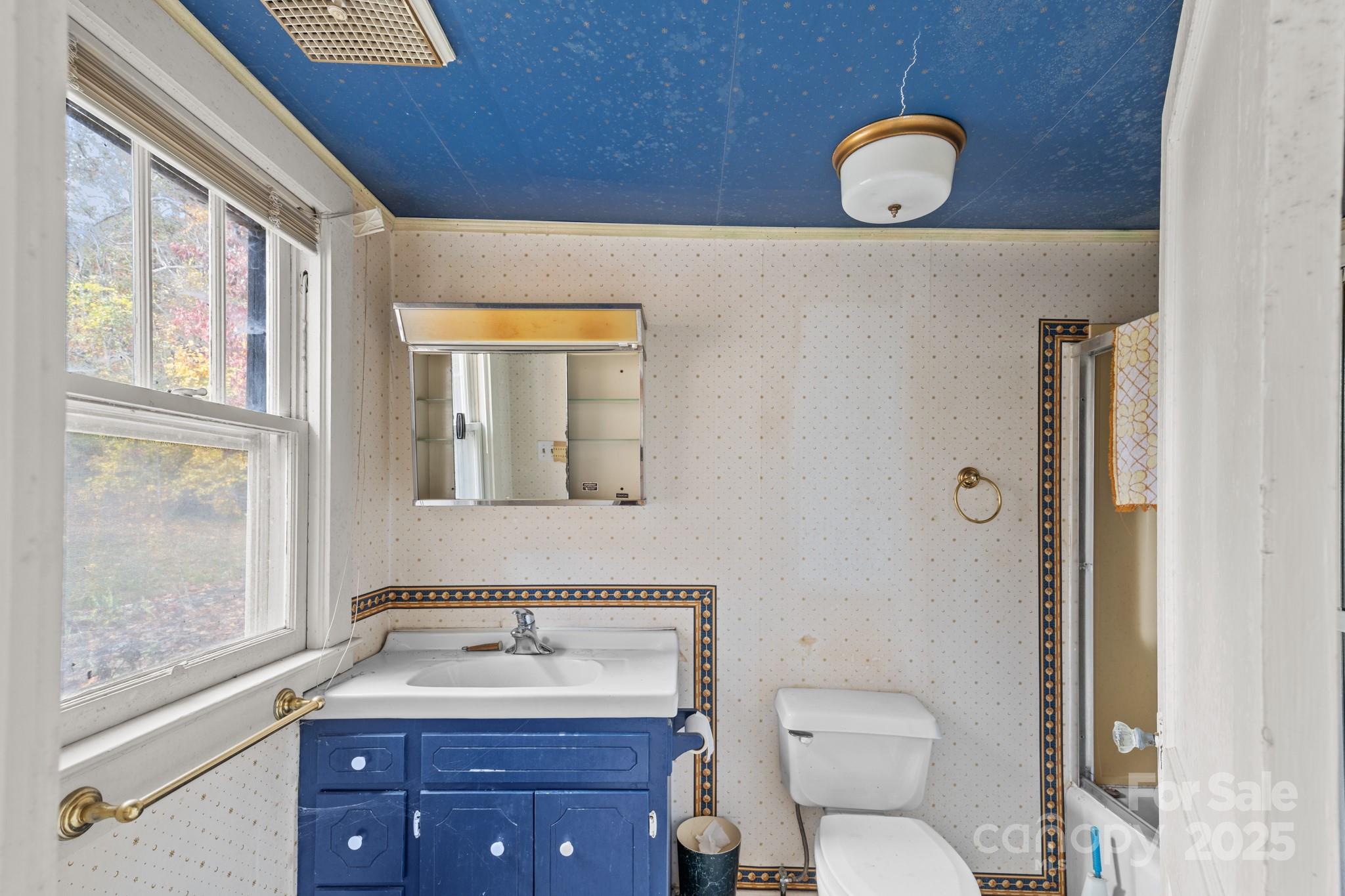 4541 Hartland Road Lenoir NC 28645