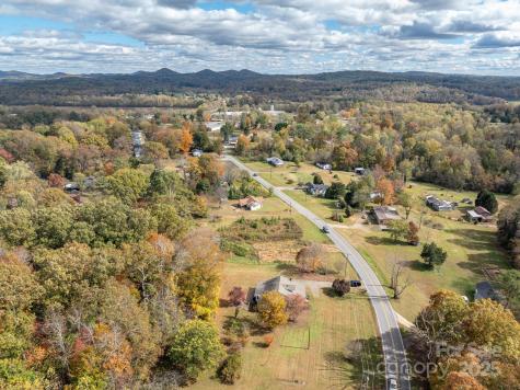 4541 Hartland Road Lenoir NC 28645