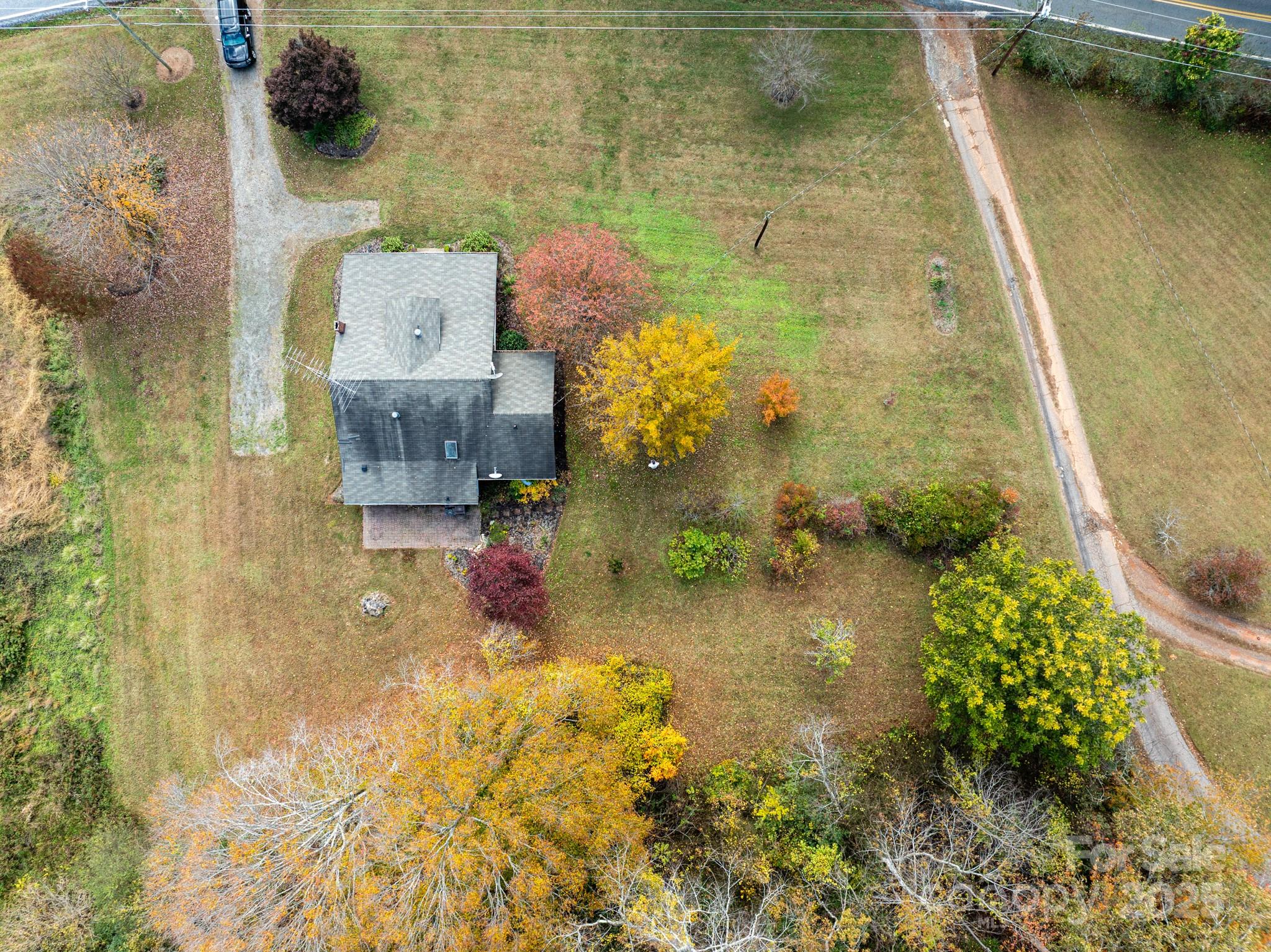 4541 Hartland Road Lenoir NC 28645
